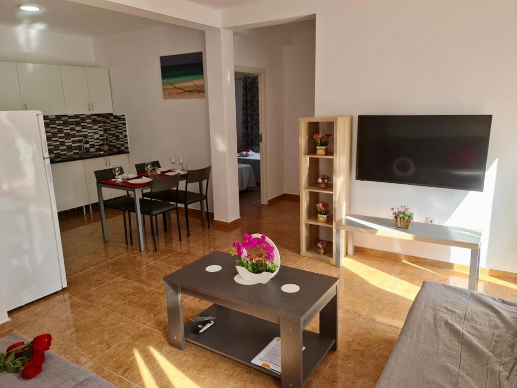 סנטה מריה Franmay Apartments - 7 Modern Apartments Near The Beach & City, Perfect For Nomads, Travellers, Families, Watersports! מראה חיצוני תמונה