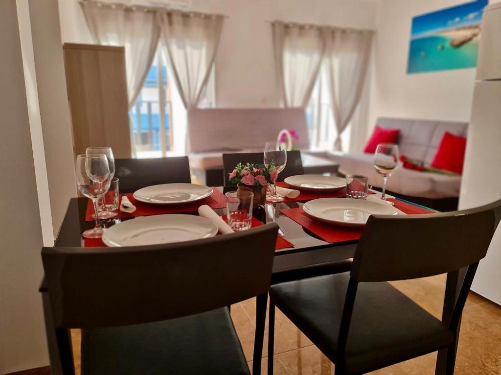 סנטה מריה Franmay Apartments - 7 Modern Apartments Near The Beach & City, Perfect For Nomads, Travellers, Families, Watersports! מראה חיצוני תמונה